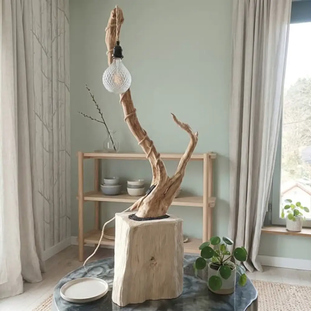 Création Lampadaire bois massif par Biondelli Design